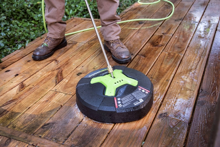 2700 PSI Pressure Washer w/ 15 Surface Cleaner & Extension Combo Kit