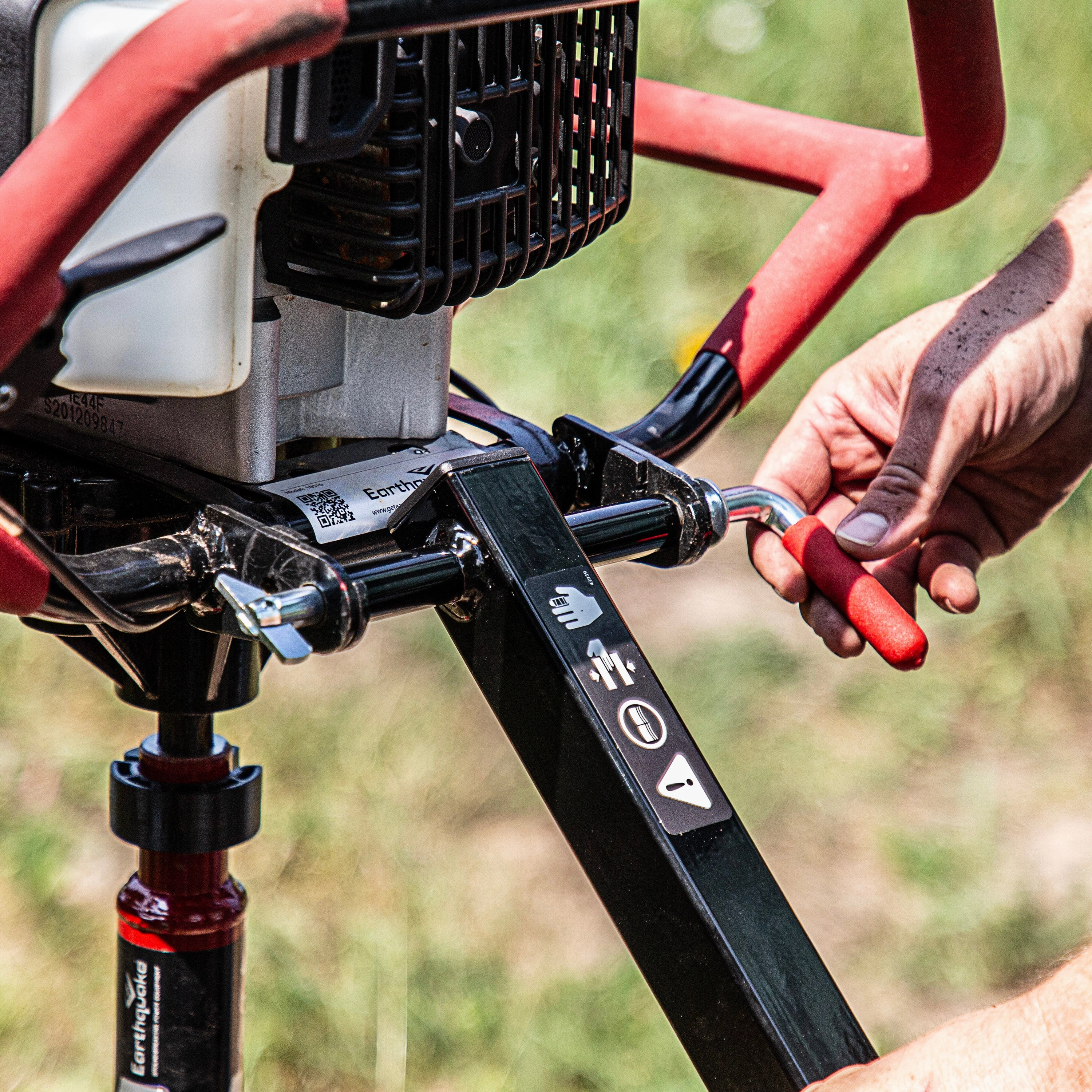 Dually Earth Auger & Outrigger Combo