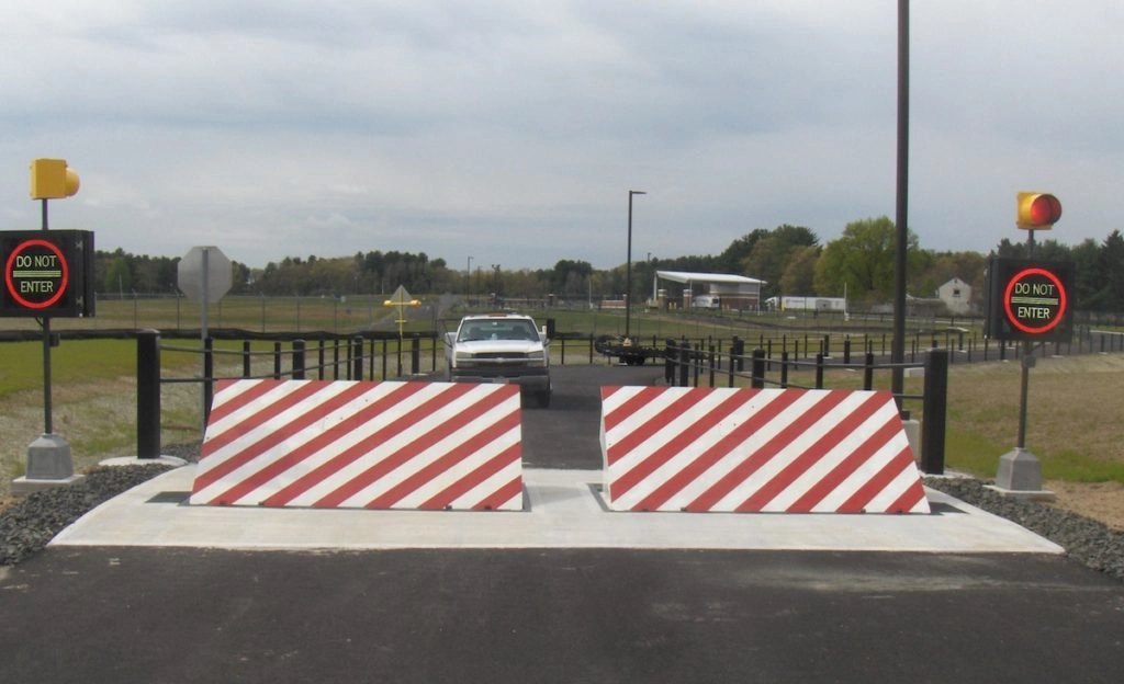 HD300 Wedge Barricade  K Rated Barrier