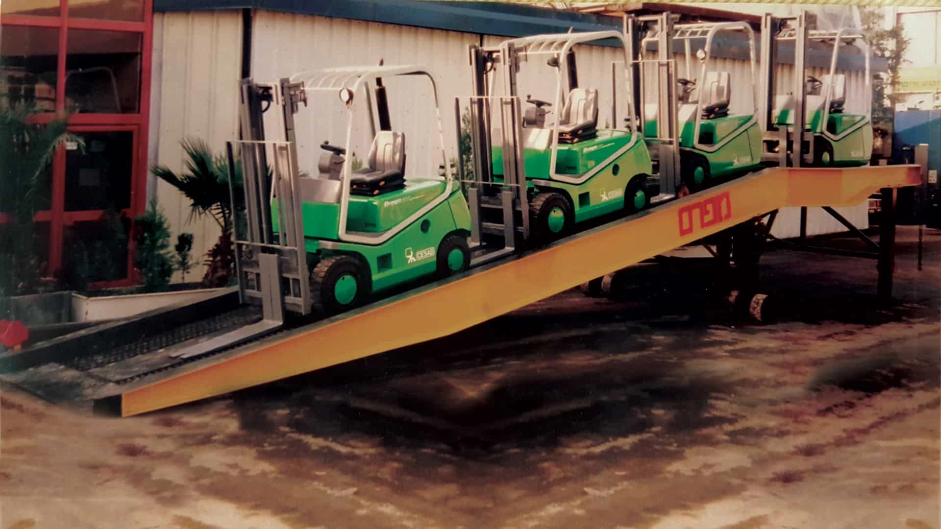 Mifram Mobile Ramp For Uploading Containers