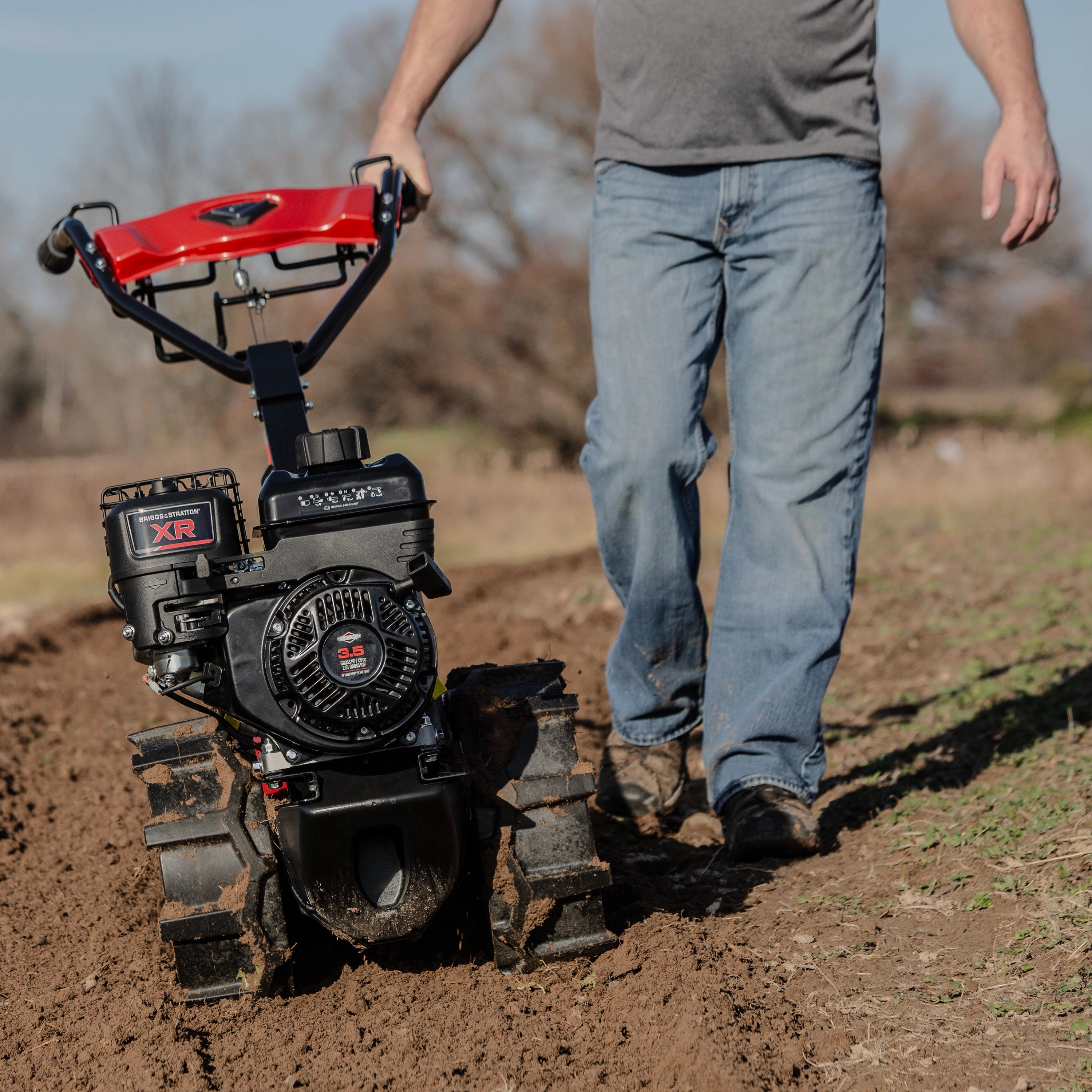 Pioneer Rear Tine Tiller (127cc Briggs)