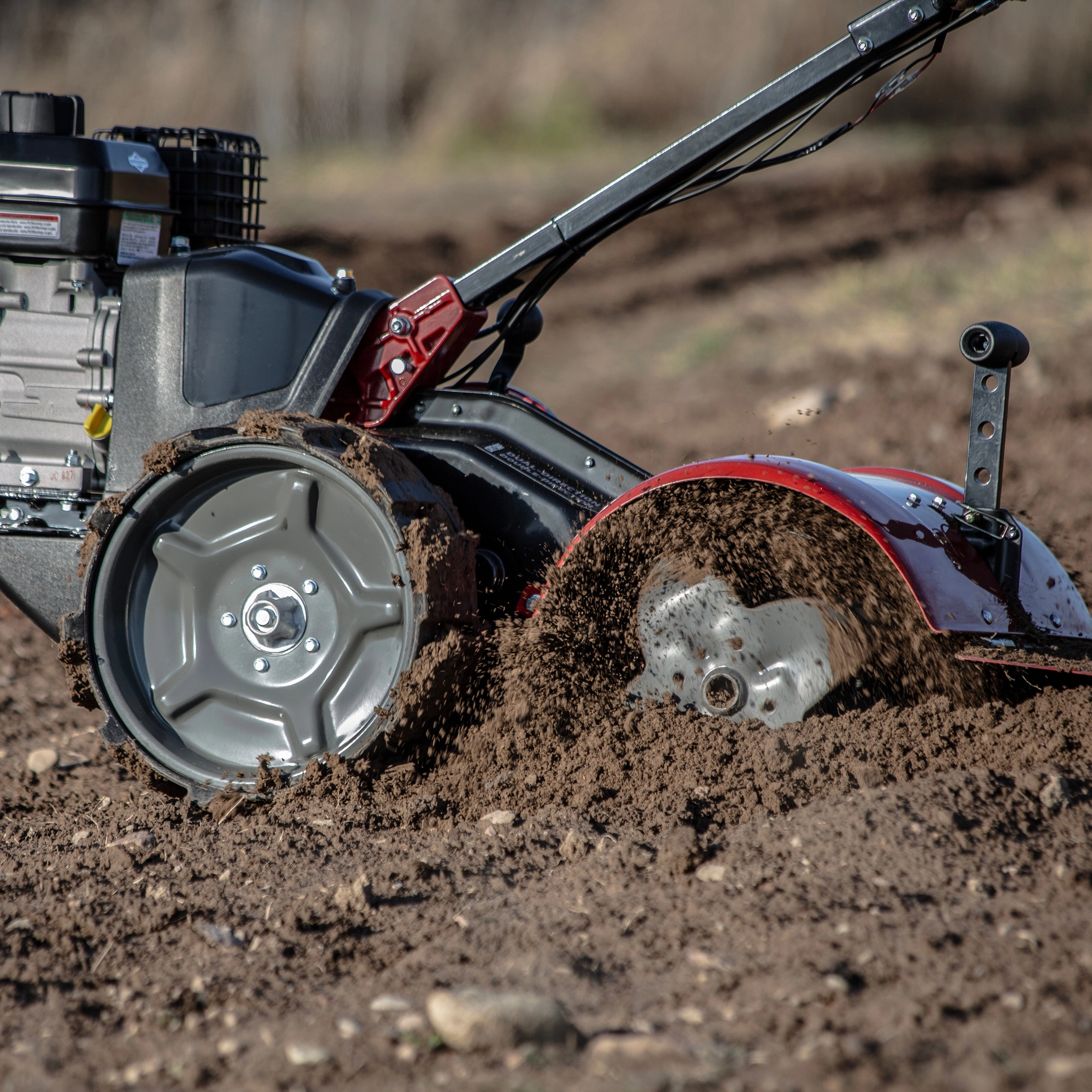 Pioneer Rear Tine Tiller (127cc Briggs)