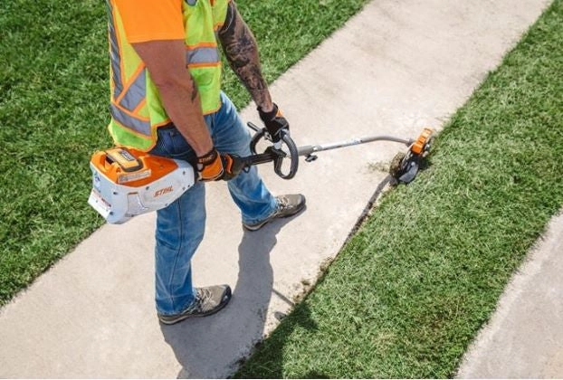 STIHL KMA 135 R Battery Powered KombiMotor