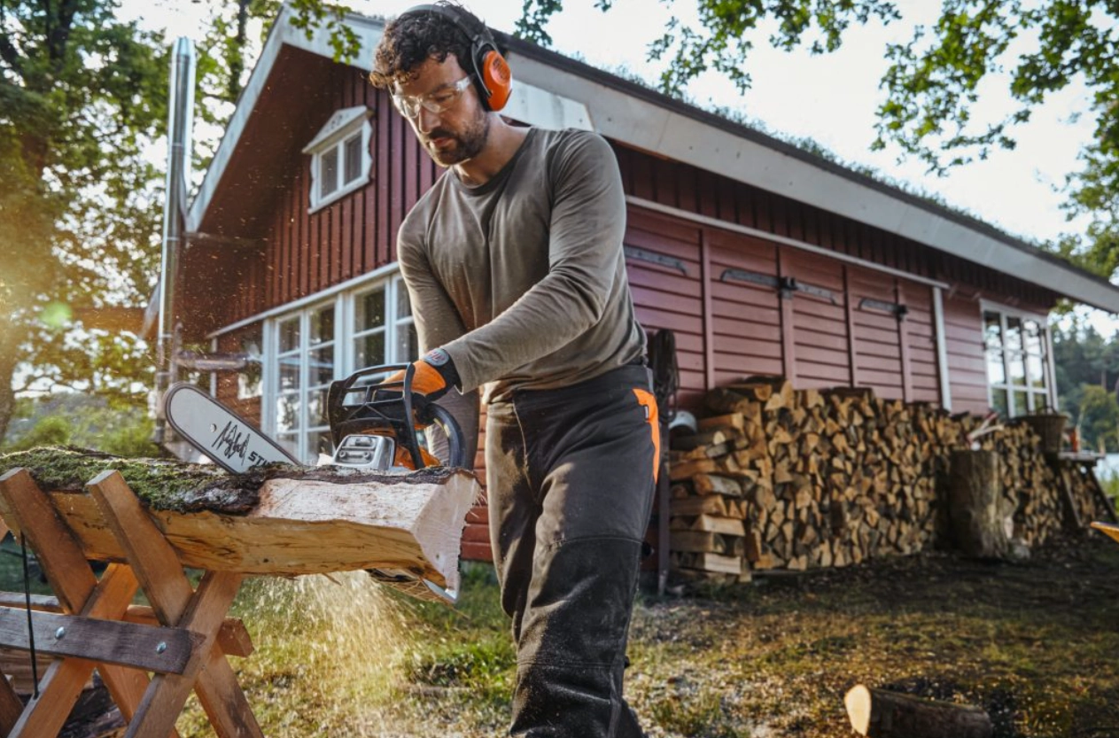 STIHL MS 162 GAS CHAINSAW