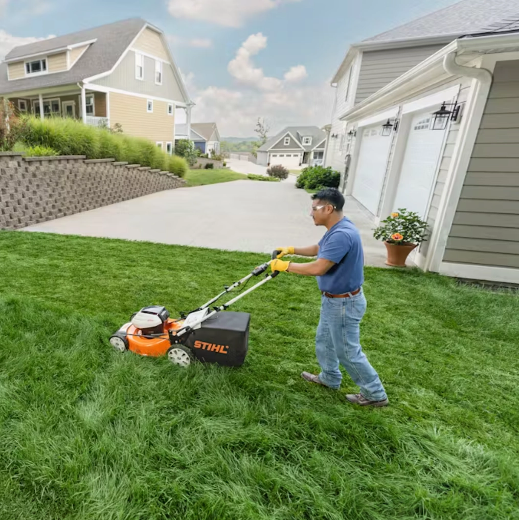 STIHL RMA 510 Battery Powered Lawn Mower With Kit