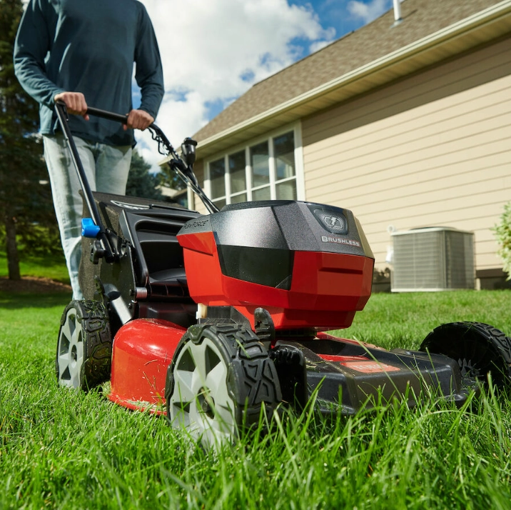 Toro 21327 RECYCLER SELF-PROPEL 60V MAX LAWN MOWER WITH SMARTSTOW