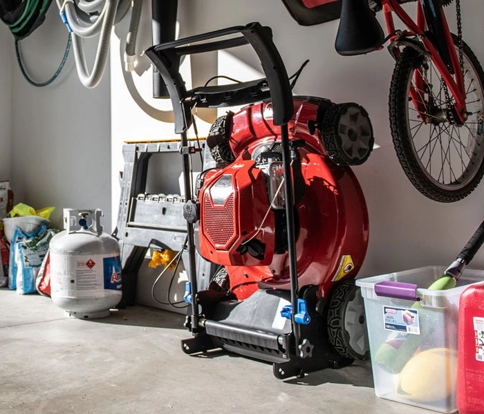 Toro 21465 Lawnmower Recycler 22 Self Propelled with Recoil Start and Smart Stow