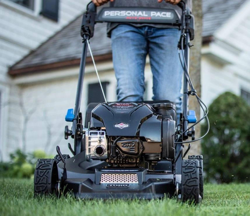 Toro 21565 Super Recycler Lawnmower with SmartStow and Personal Pace