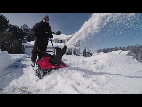 Toro 38757 Snowthrower 821 QZE Power Clear Single-Stage Electric Start