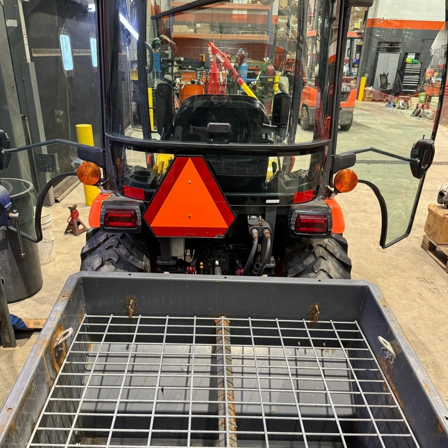 Used 2021 Kubota LX2610HSDCC Tractor with Blade and Salter